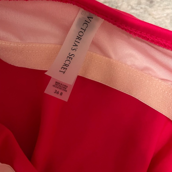 Victorias Secret tankini and bottoms - Picture 4 of 6